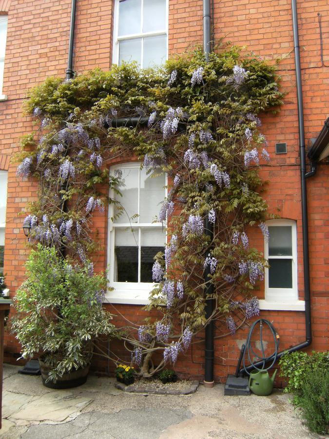 Bridge House Bed & Breakfast Newark upon Trent 外观 照片